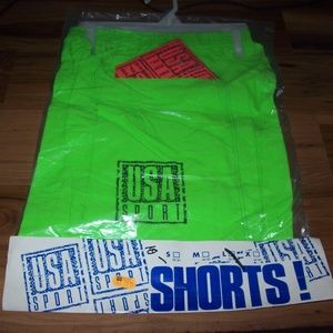 NIP vtg Men's USA Sport Shorts size L 32-34-New